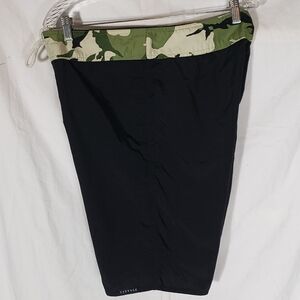 Sauvage Made in USA Board Shorts 10 1/2" IS - Black / Camo - Sz 32*